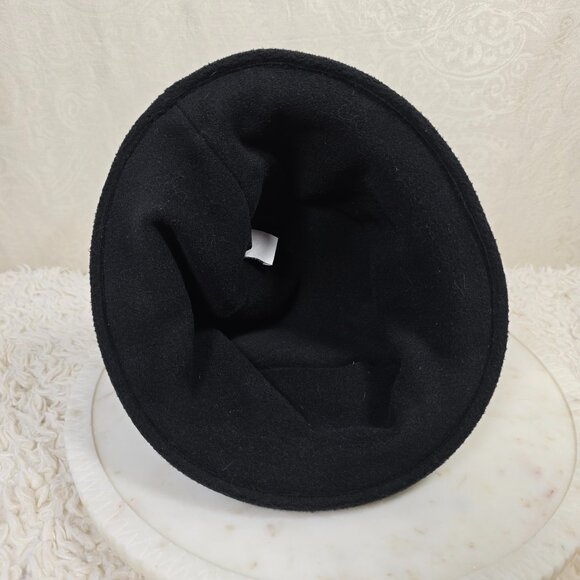 Hats Scarves and More Vintage Style Black Cloche Hat - Picture 6 of 7